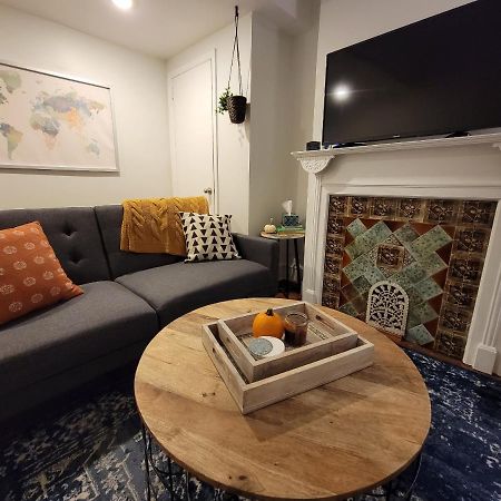 Accentuated Apartment In Manayunk 费城 外观 照片